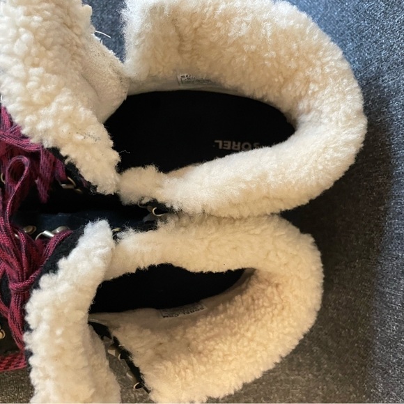 Sorel Ainslie Conquest Suede and Shearling Black waterproof Boots - Picture 7 of 15